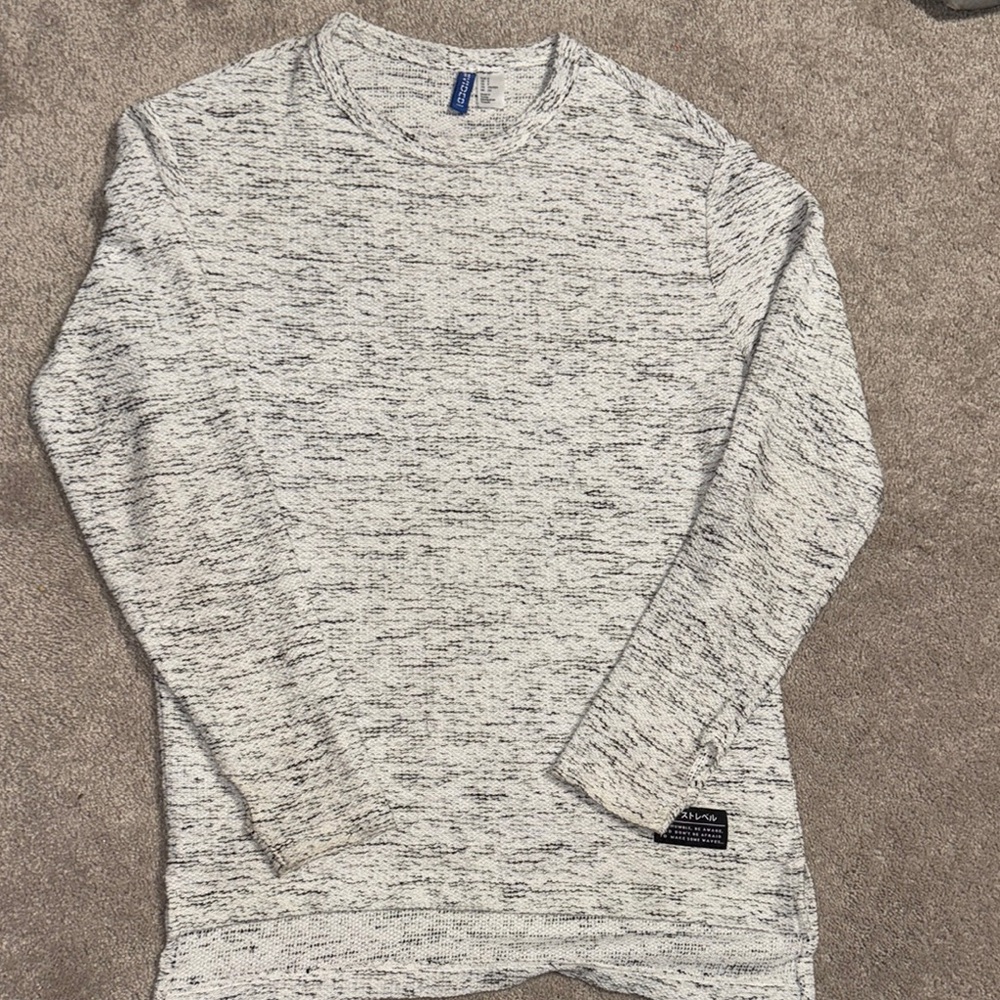 H&M MEN’S Gray Long Sleeve Sweater